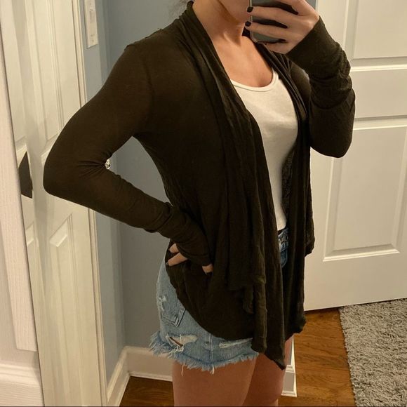 Forever 21 Olive Cardigan - Picture 2 of 6